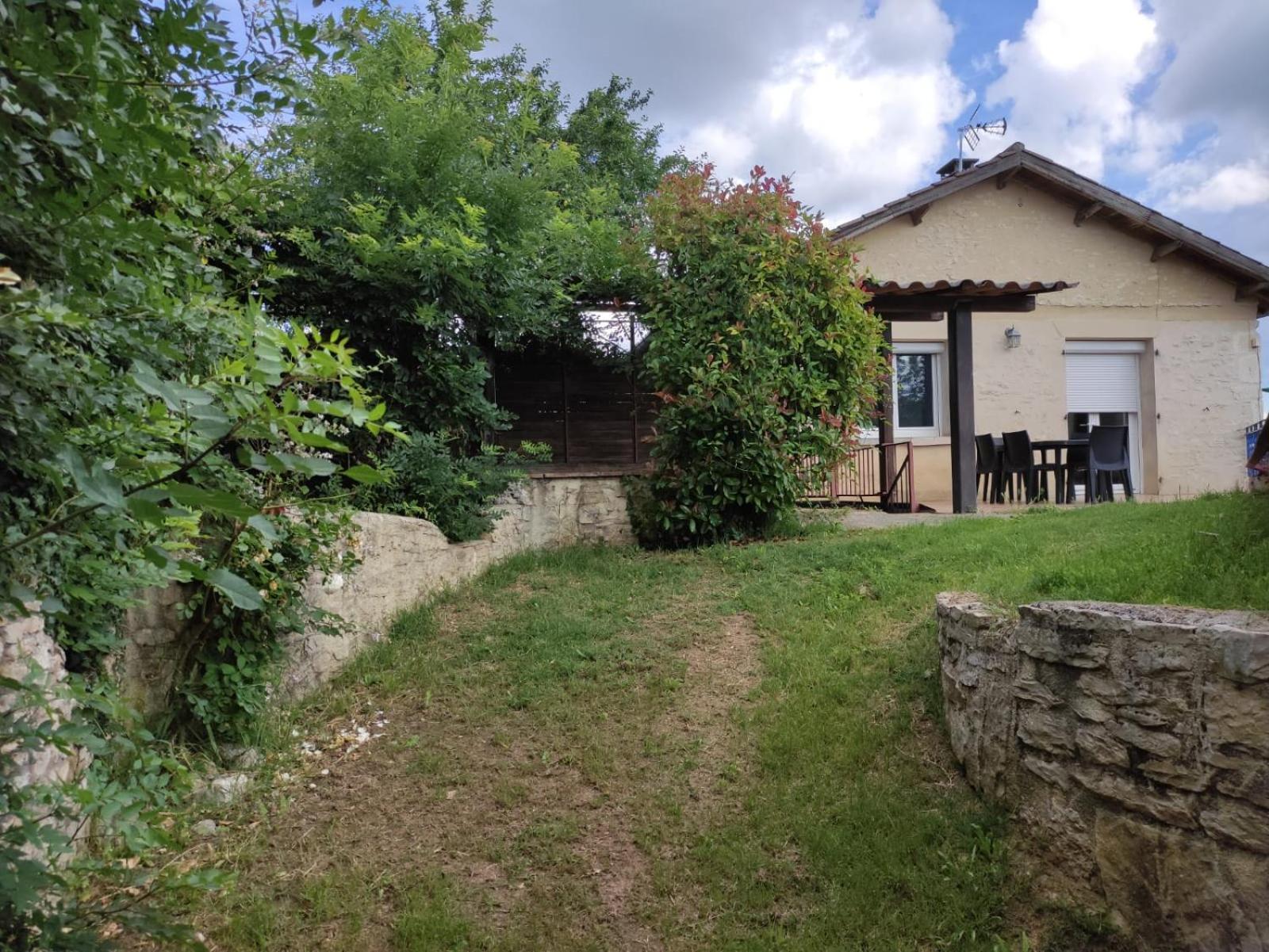 Maison De Vacances La Quercynoise Flaujac-Poujols Exterior photo